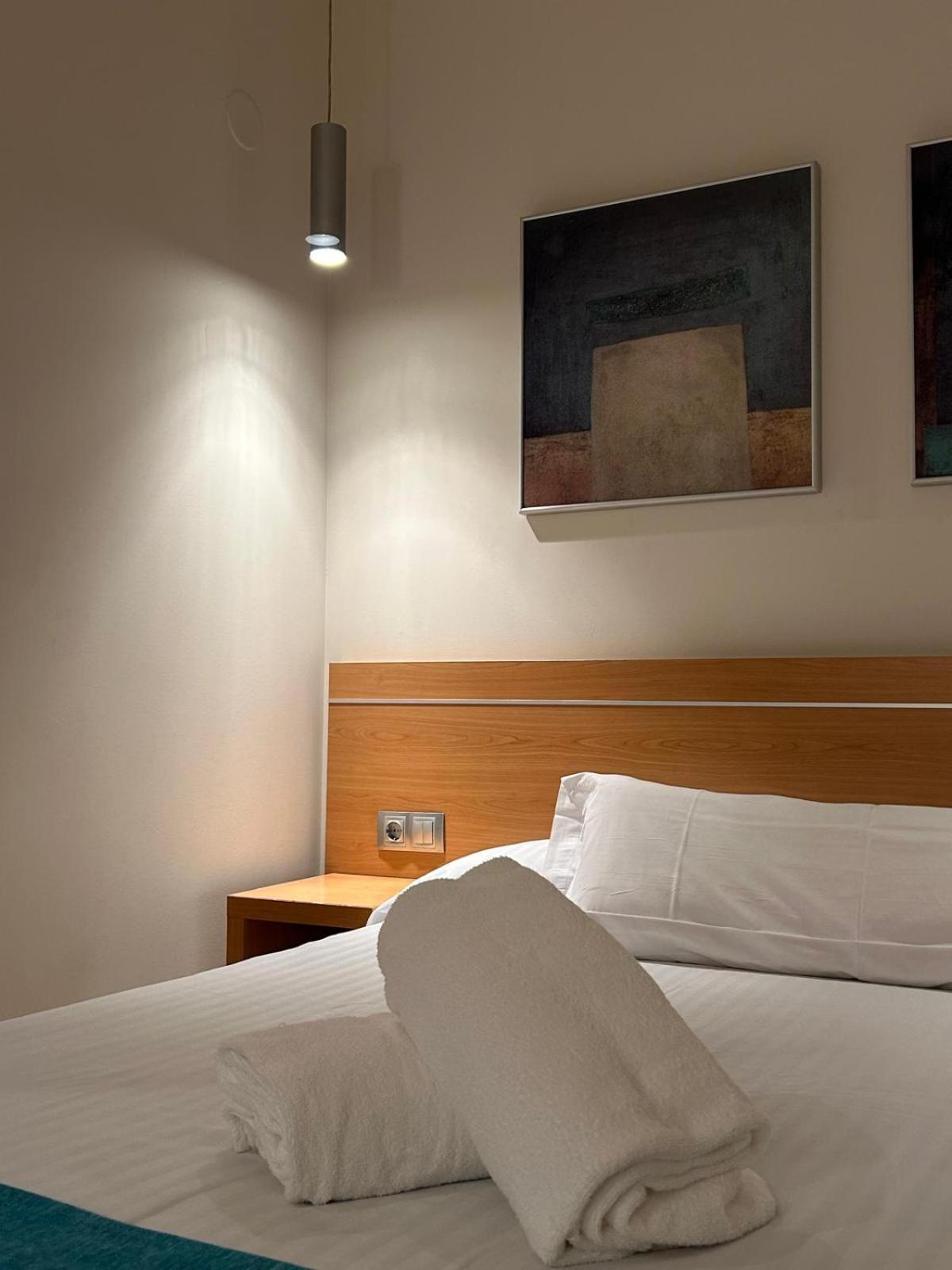Hostal Aralar Aizoain ภายนอก รูปภาพ